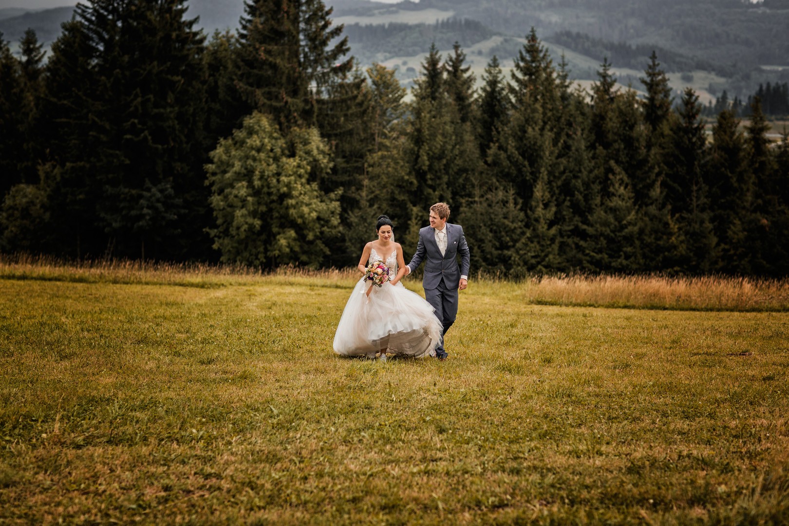 Wedding photos of Lenka and Jarko wedding day - 0409.jpg