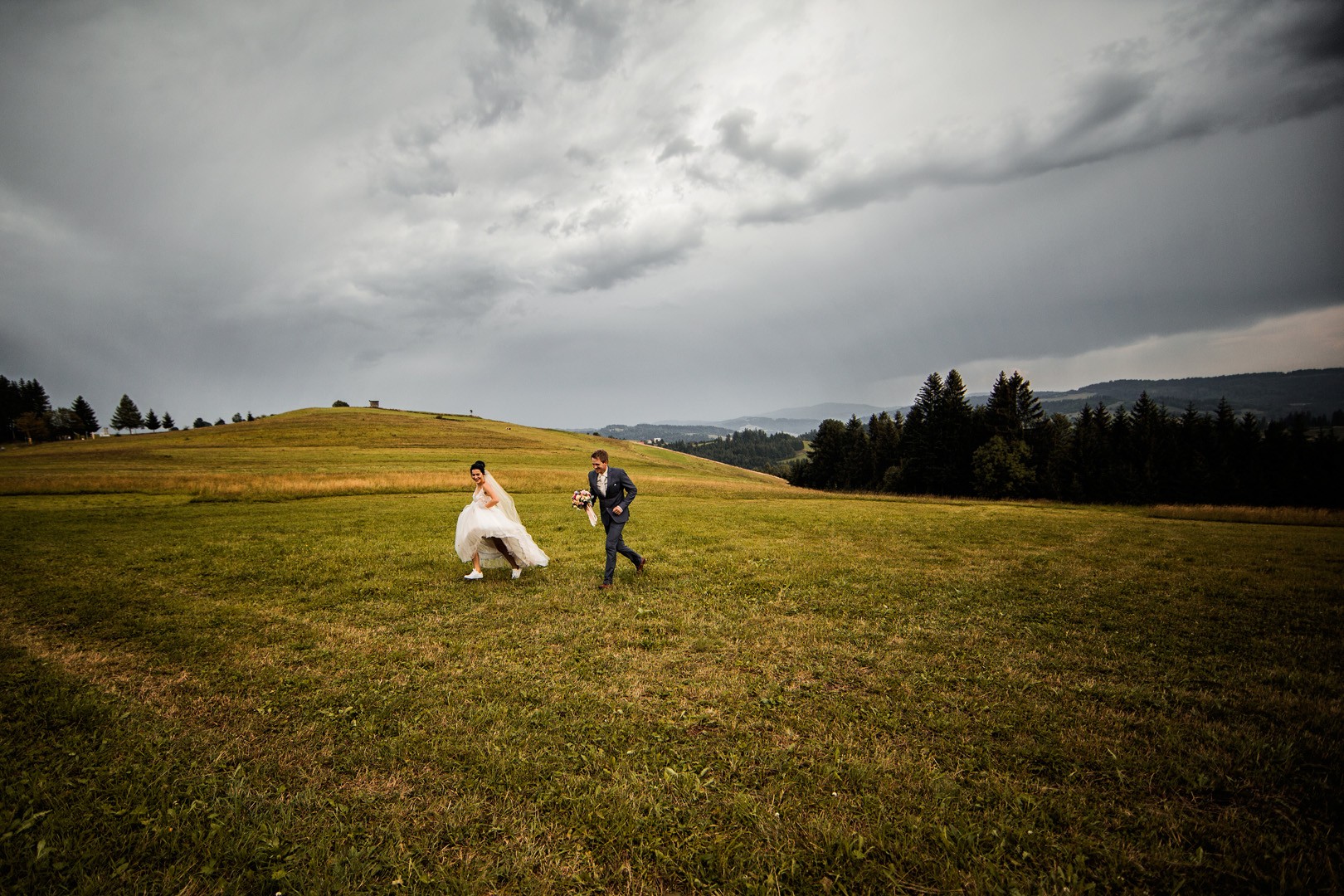 Wedding photos of Lenka and Jarko wedding day - 0463.jpg