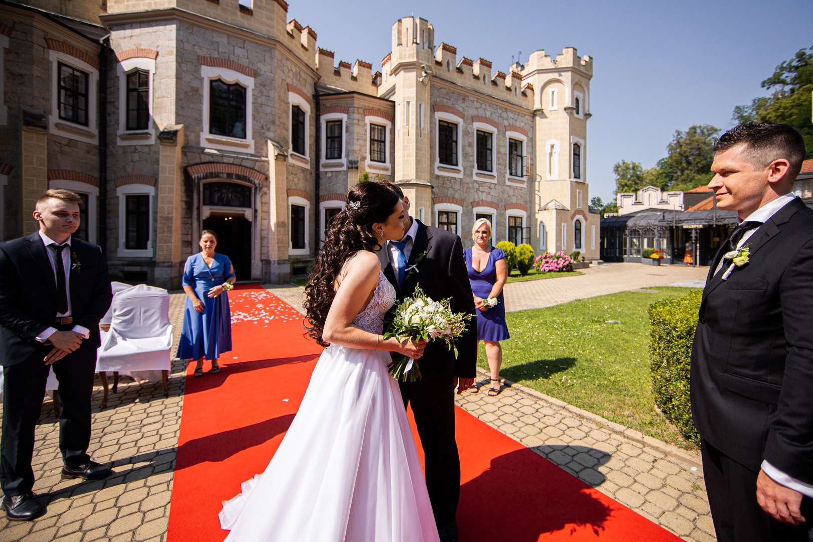 Picturesque dream wedding of Kloudy & Michal in Hluboká nad Vltavou. - 0142.jpg