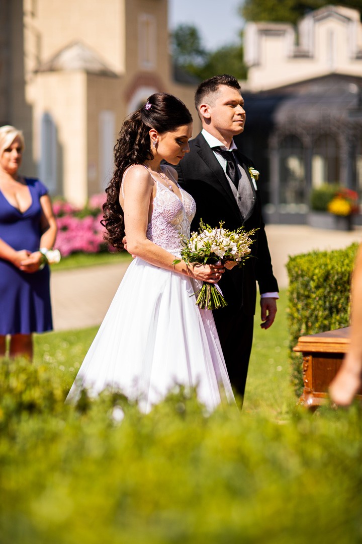 Picturesque dream wedding of Kloudy & Michal in Hluboká nad Vltavou. - 0146.jpg