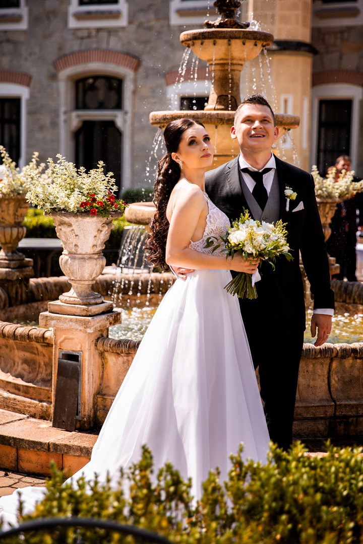 Picturesque dream wedding of Kloudy & Michal in Hluboká nad Vltavou. - 0214.jpg