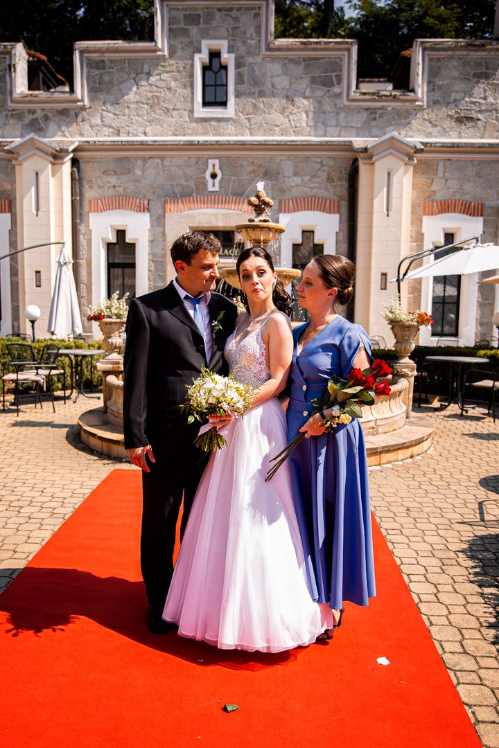 Picturesque dream wedding of Kloudy & Michal in Hluboká nad Vltavou. - 0225.jpg
