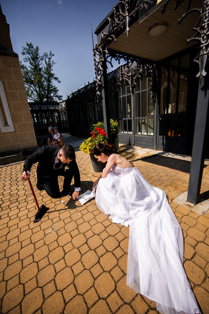 Picturesque dream wedding of Kloudy & Michal in Hluboká nad Vltavou. - 0253.jpg