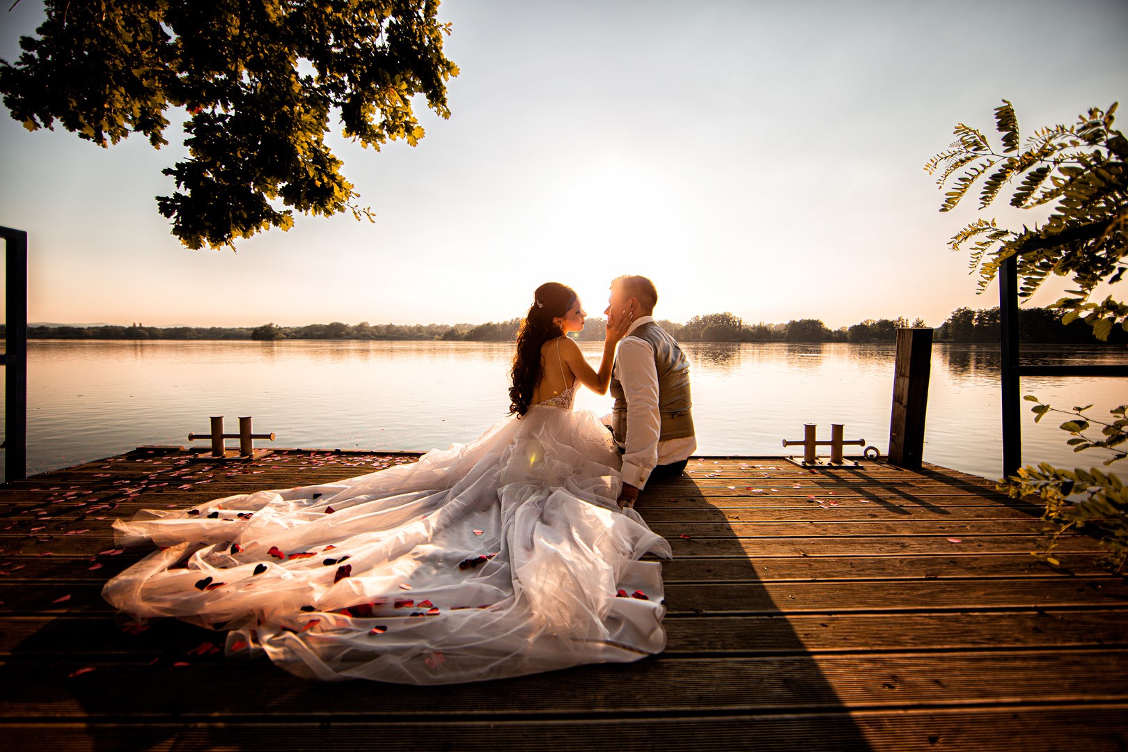 Picturesque dream wedding of Kloudy & Michal in Hluboká nad Vltavou. - 0551.jpg