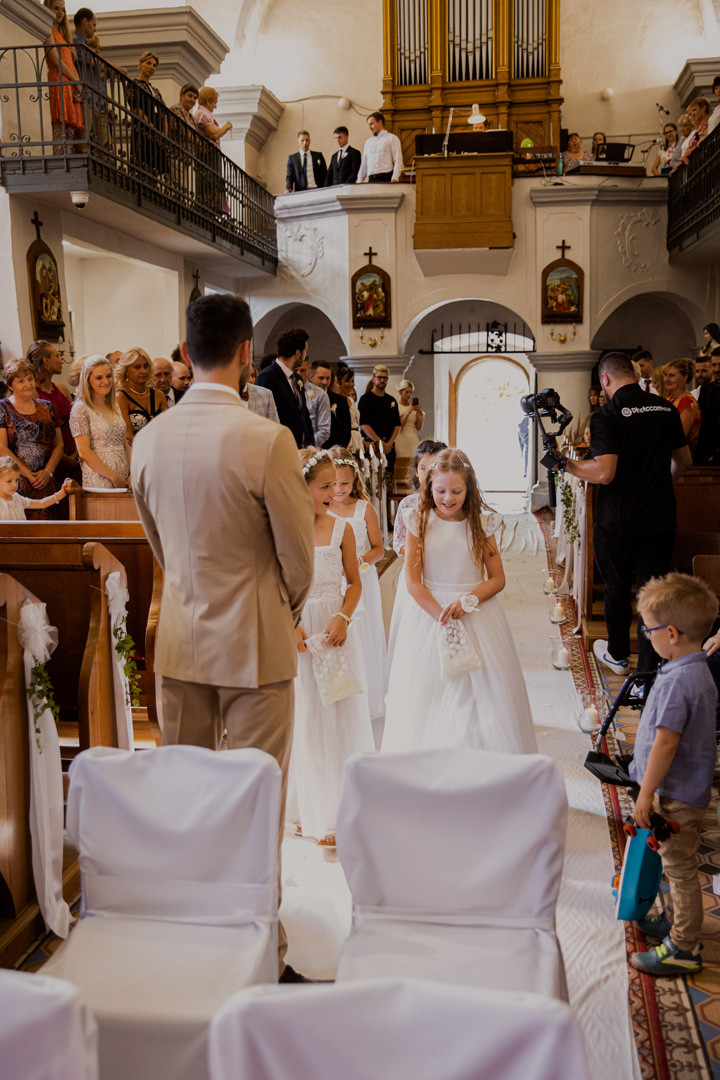The beautiful wedding of Zuzka and Matúš - 0230.jpg