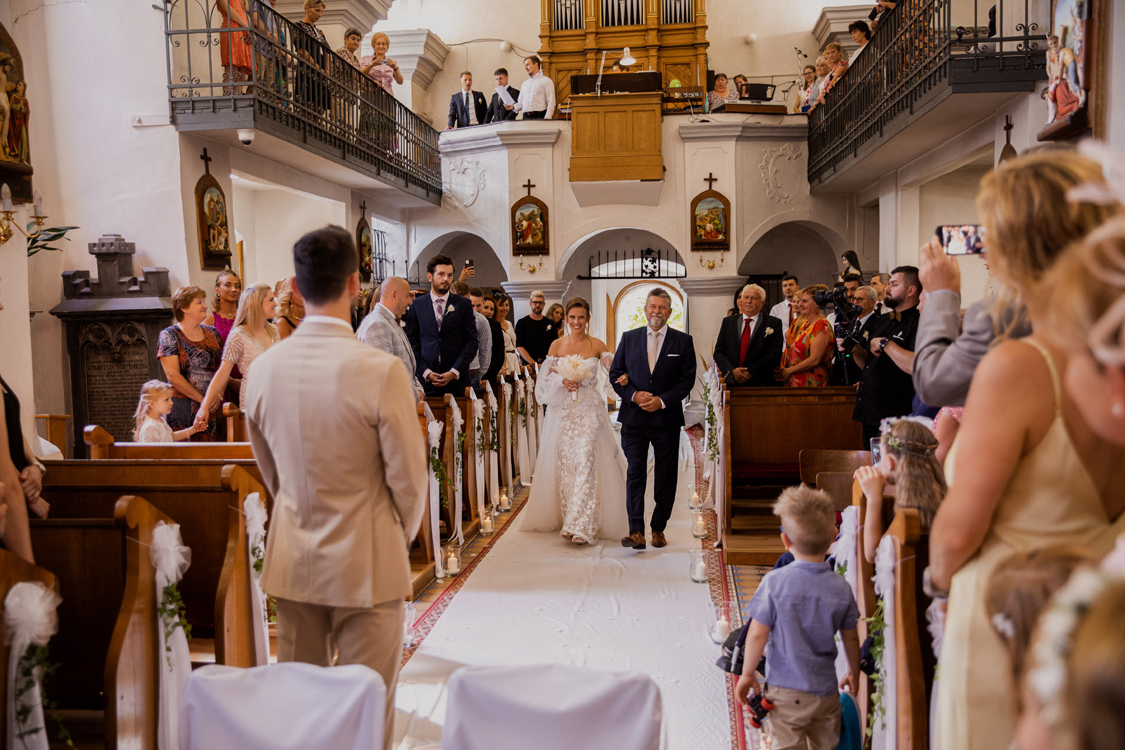 The beautiful wedding of Zuzka and Matúš - 0231.jpg