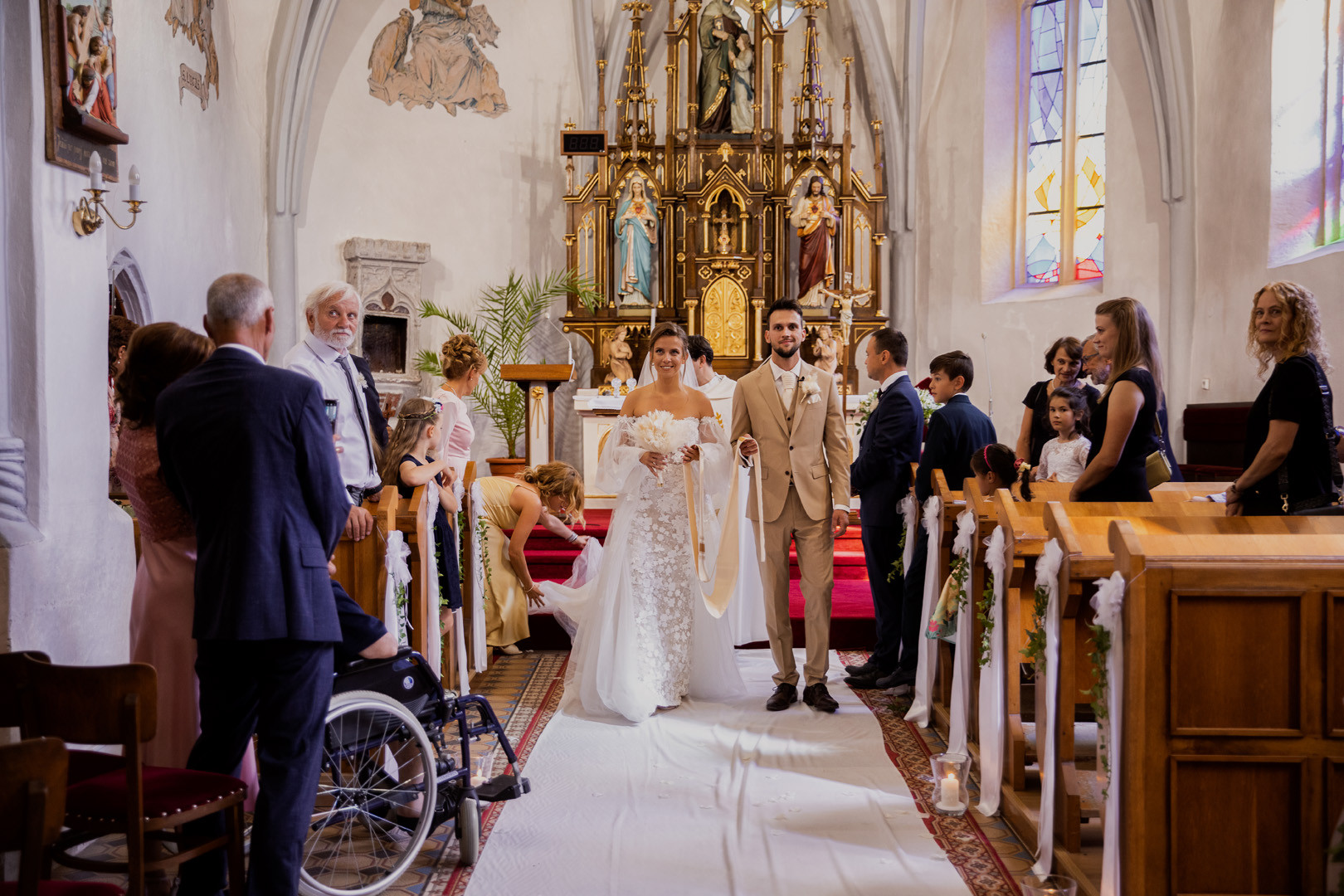 The beautiful wedding of Zuzka and Matúš - 0306.jpg