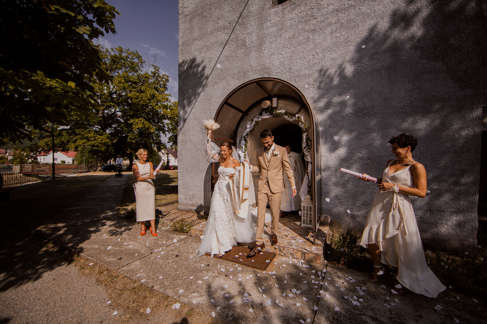 The beautiful wedding of Zuzka and Matúš - 0317.jpg