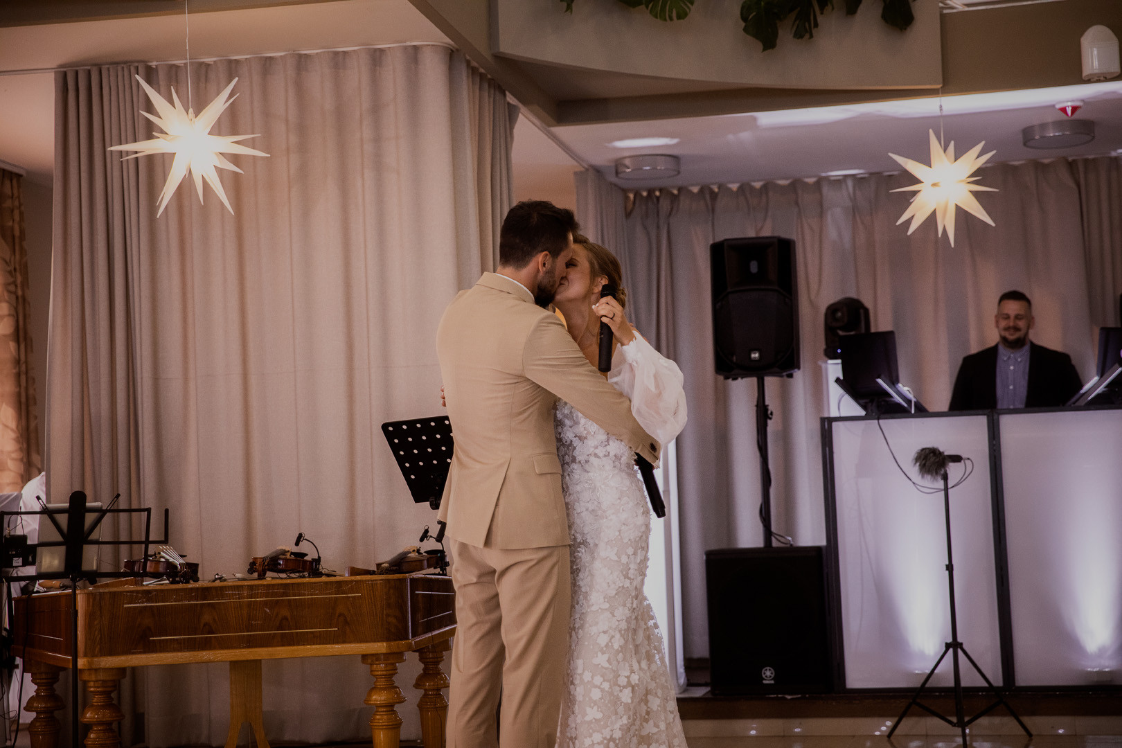 The beautiful wedding of Zuzka and Matúš - 0515.jpg