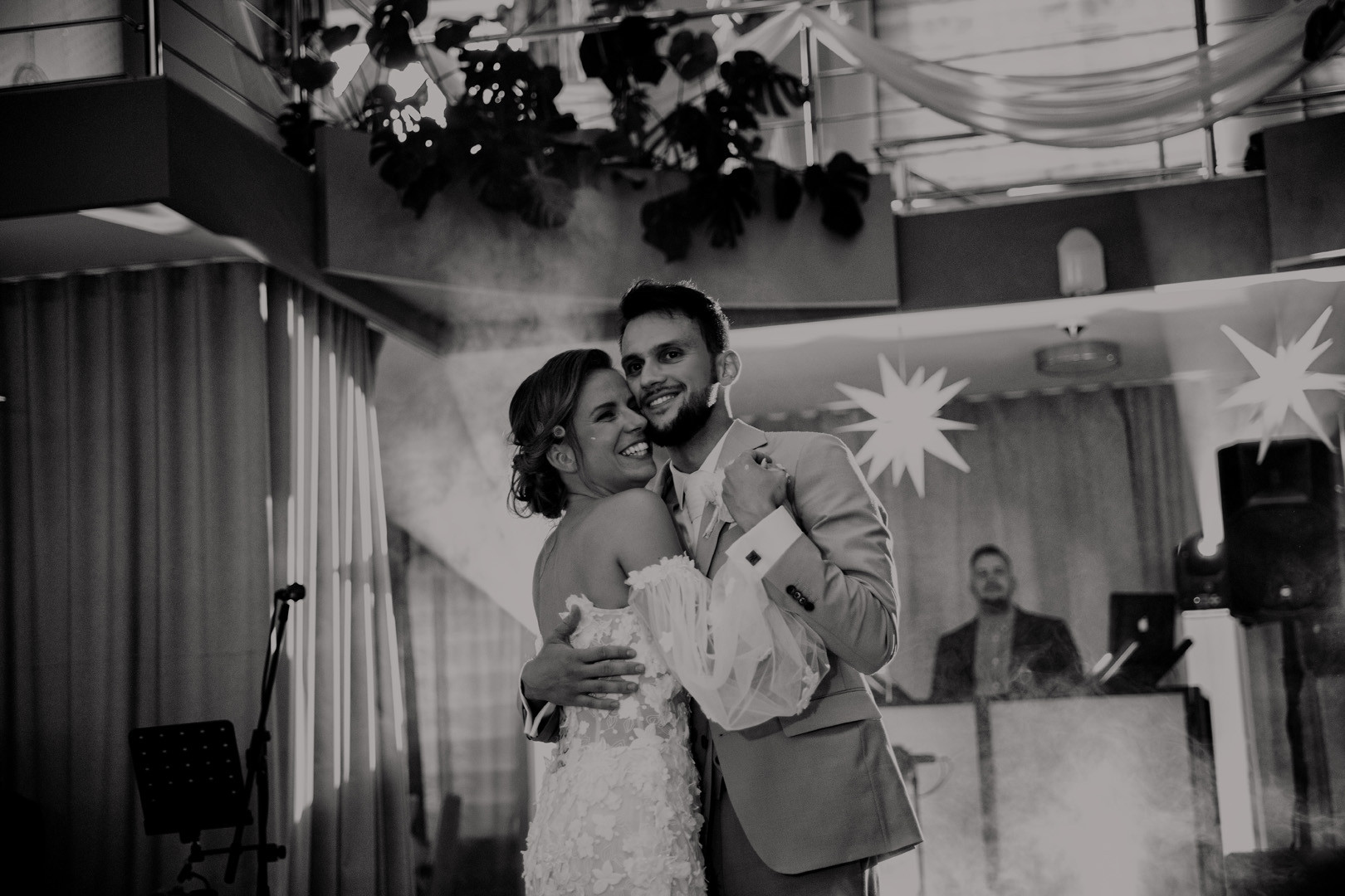 The beautiful wedding of Zuzka and Matúš - 0528.jpg