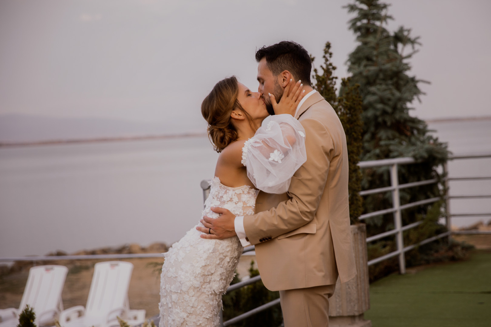 The beautiful wedding of Zuzka and Matúš - 0594.jpg