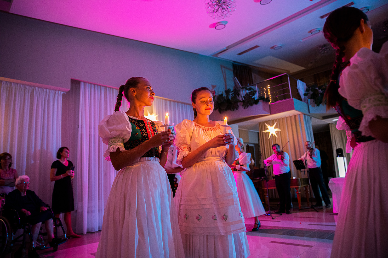 The beautiful wedding of Zuzka and Matúš - 0730.jpg