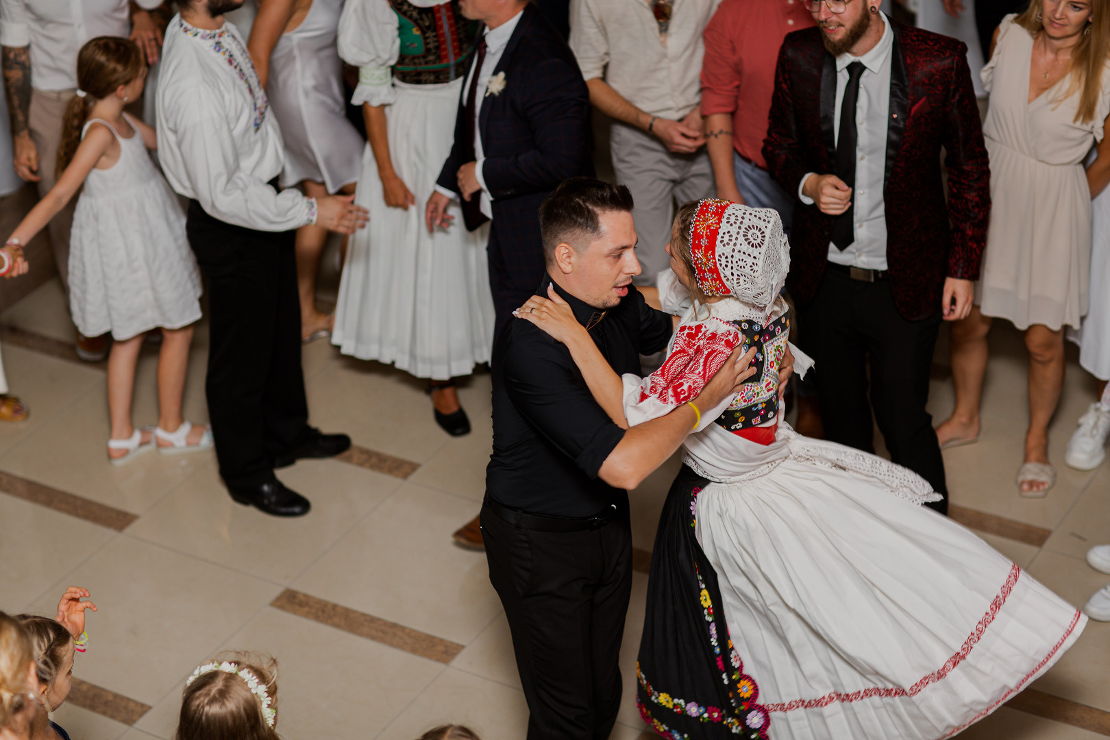 The beautiful wedding of Zuzka and Matúš - 0769.jpg