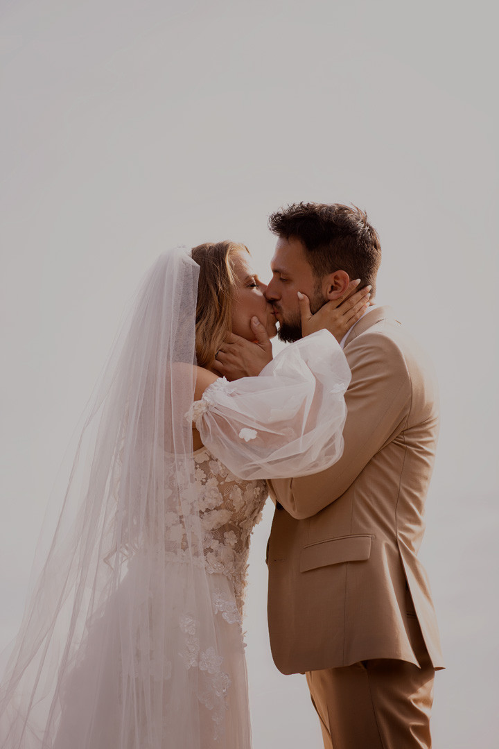The beautiful wedding of Zuzka and Matúš - 0806.jpg