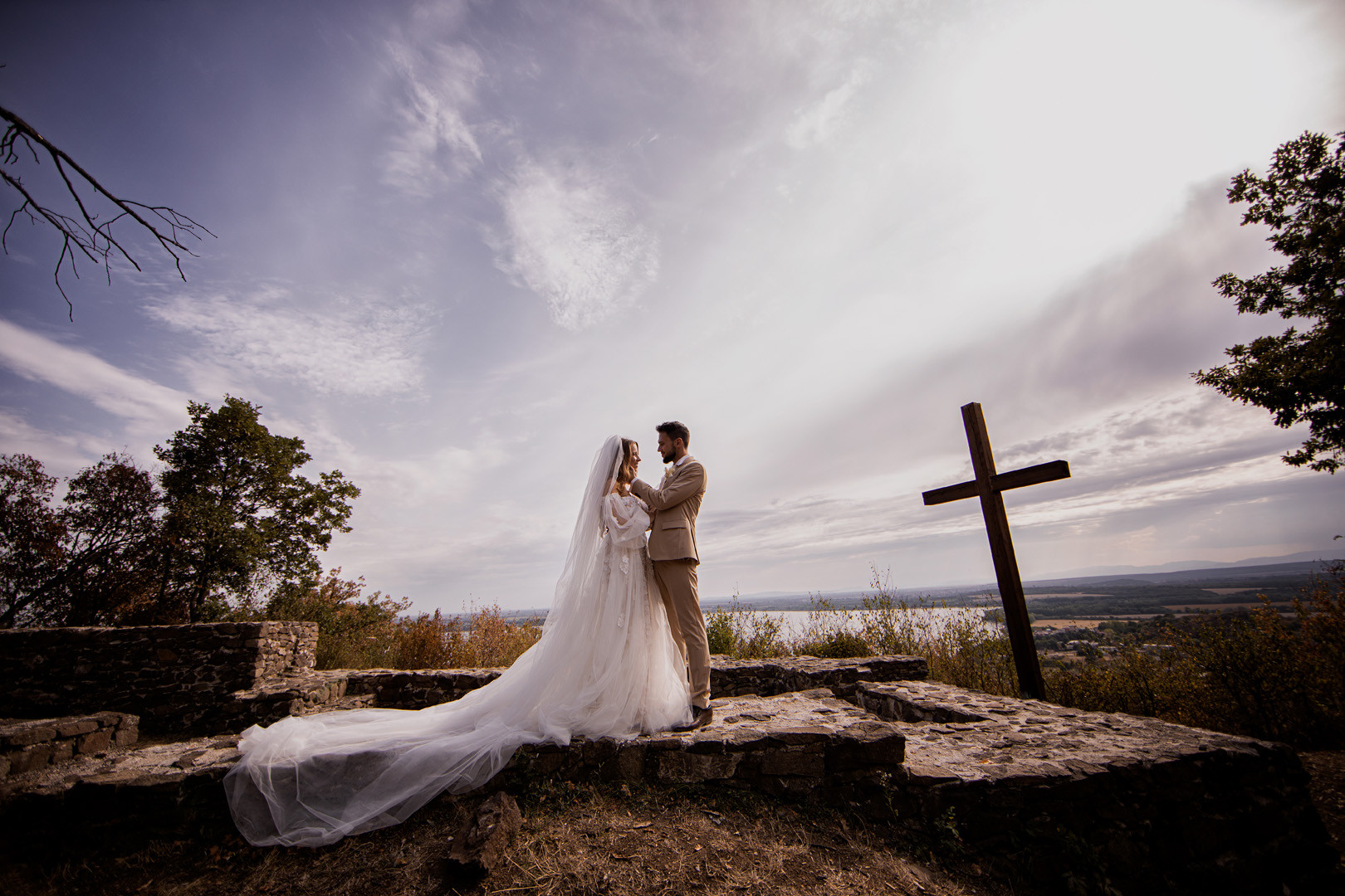 The beautiful wedding of Zuzka and Matúš - 0820.jpg