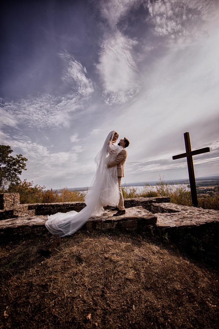 The beautiful wedding of Zuzka and Matúš - 0845.jpg