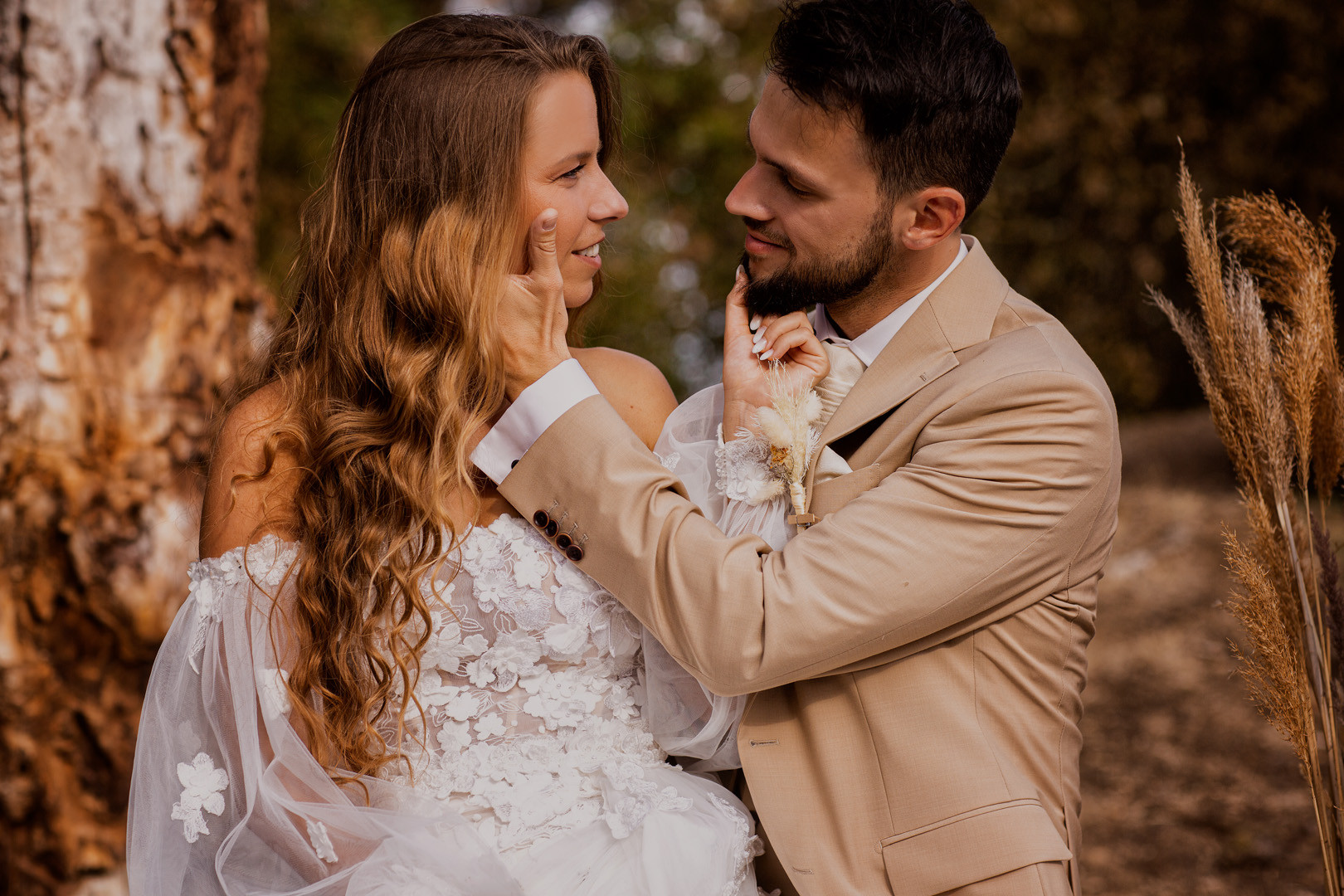 The beautiful wedding of Zuzka and Matúš - 0907.jpg