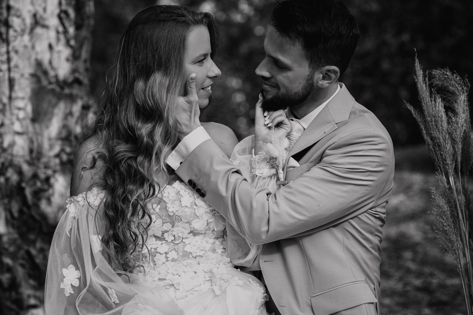 The beautiful wedding of Zuzka and Matúš - 0908.jpg