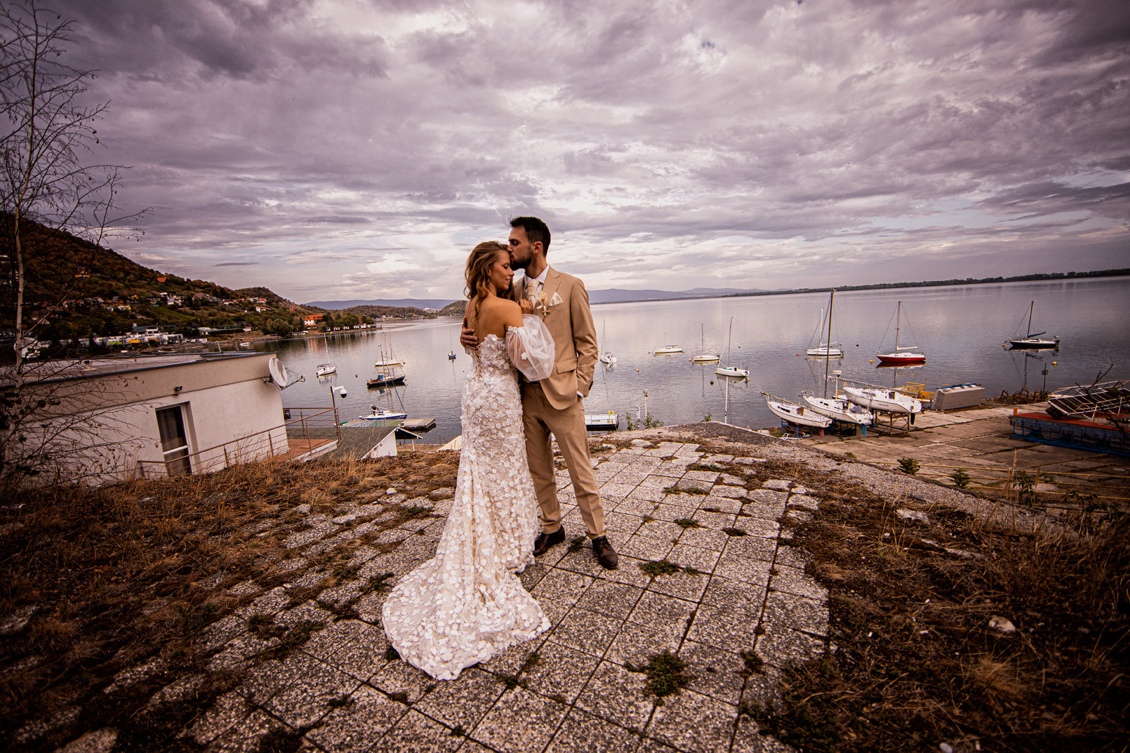 The beautiful wedding of Zuzka and Matúš - 1056.jpg